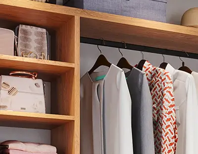 Closet accessory shelving