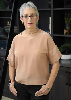 closet factory employee Alayne Goldman