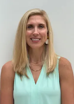 Closet Factory Employee Ashley Coleman