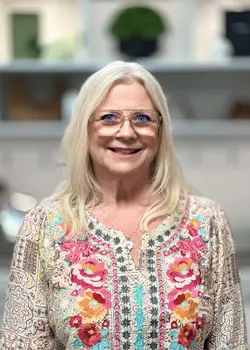 Closet Factory DFW Designer Debbie Powley