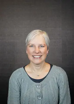 closet factory employee