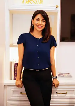 Closet factory employee Gabriela-Romano-Sandi