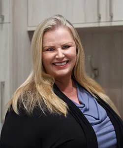 Katie Aarons Closet Factory OC Designer