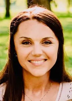 closet factory employee Melanie Schmidt