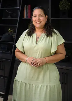 closet factory employee Sasha-Boyd