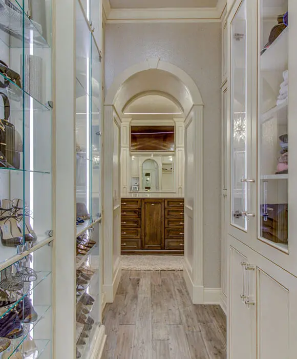 Wardrobe Closet with LED lighting