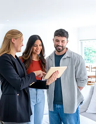 Closet Factory designer and homeowners