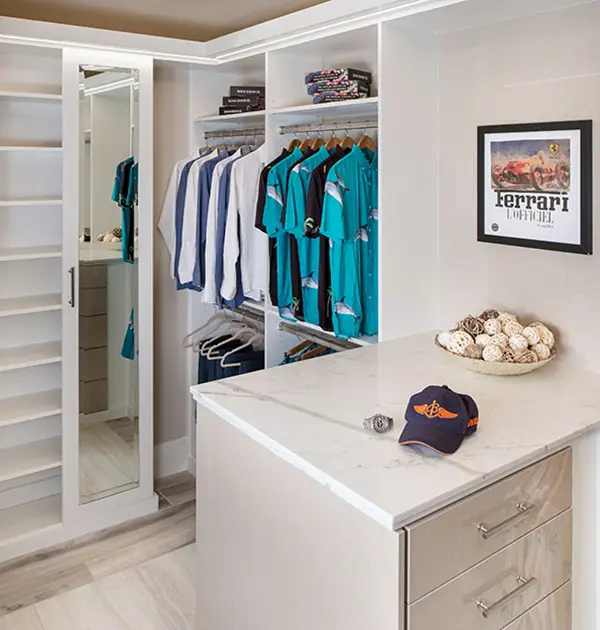 Peninsula dresser, framed door with mirror insert, flat top melamine molding