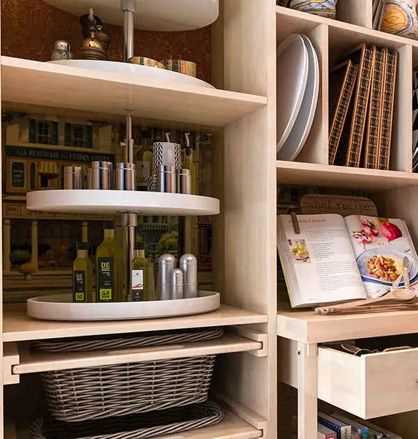 Pantry lazy susans