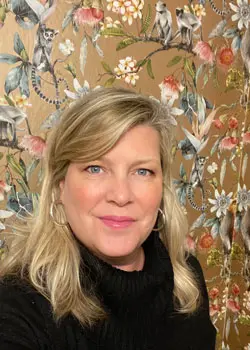 closet factory employee Erika Eggo