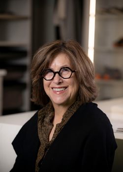 closet factory employee Helen