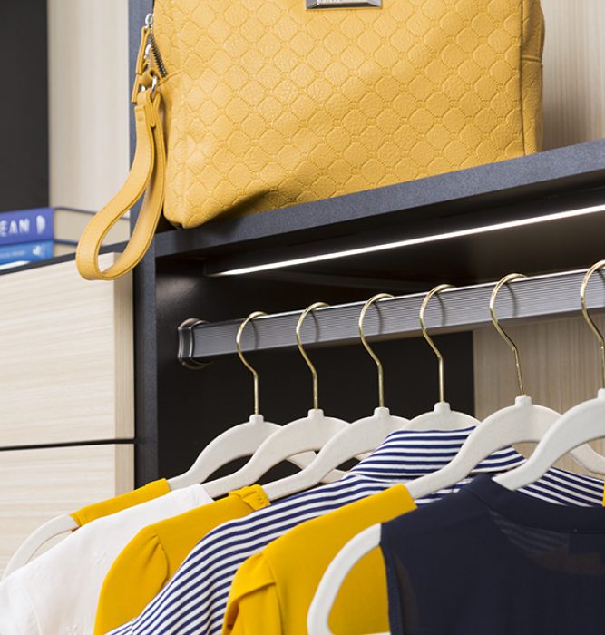 Adjustable hourglass rods